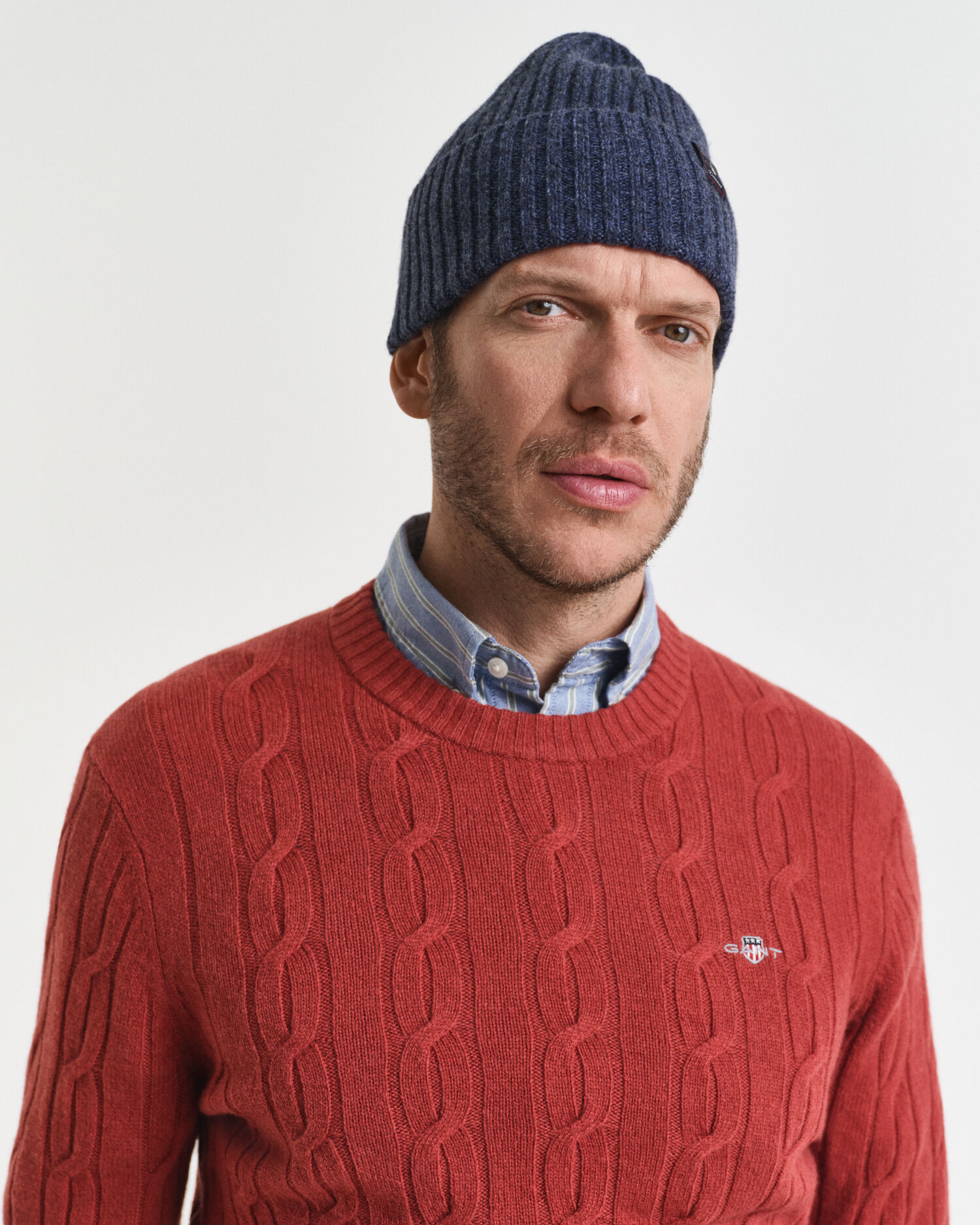 Lambswool Cable Knit Crew Neck Sweater