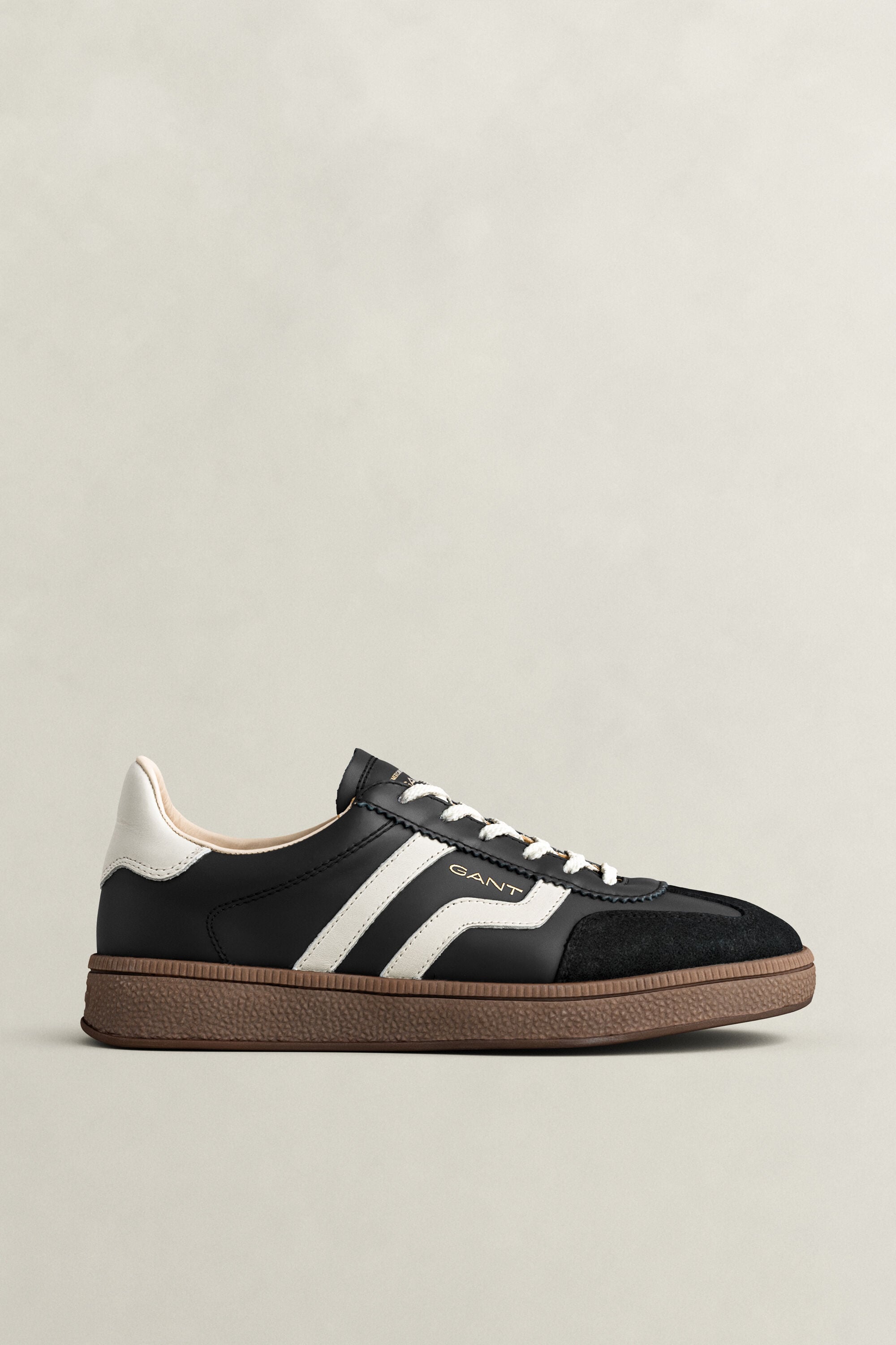 Cuzima Leather Sneakers