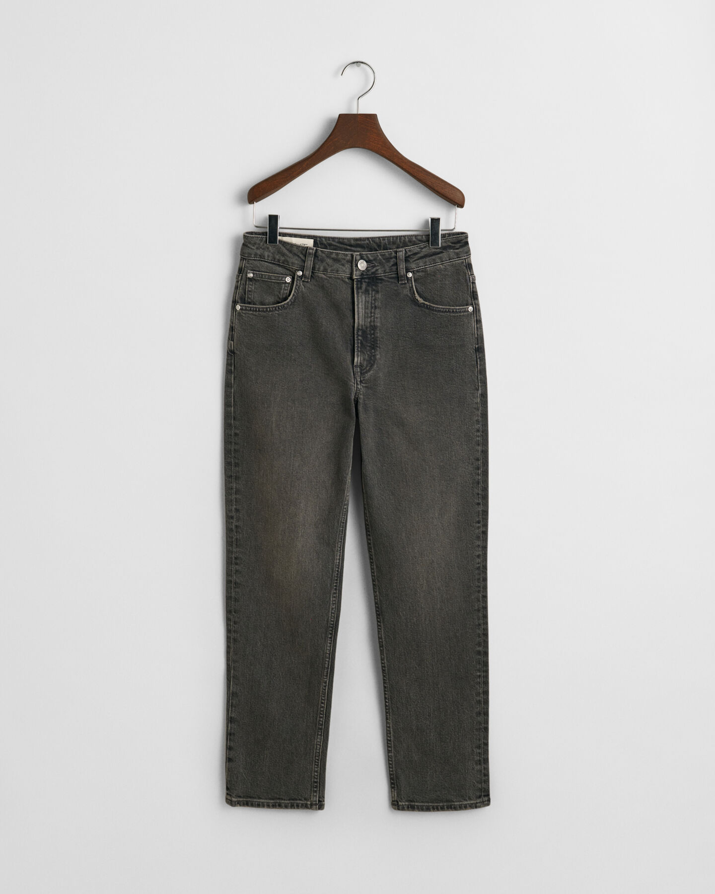 Straight Leg Cropped Jeans