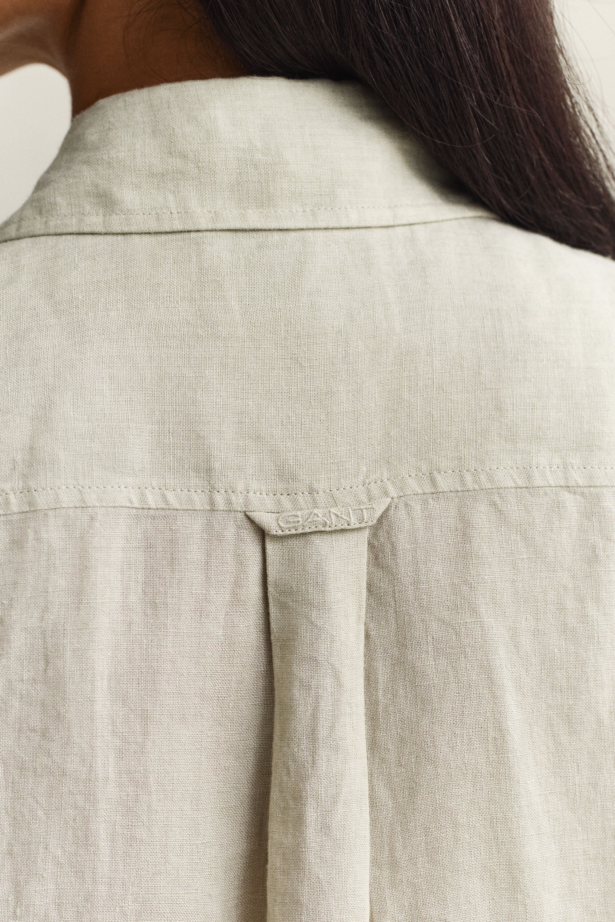 Sleeveless Linen Shirt