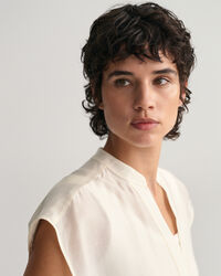 Stand Collar Sleeveless Blouse