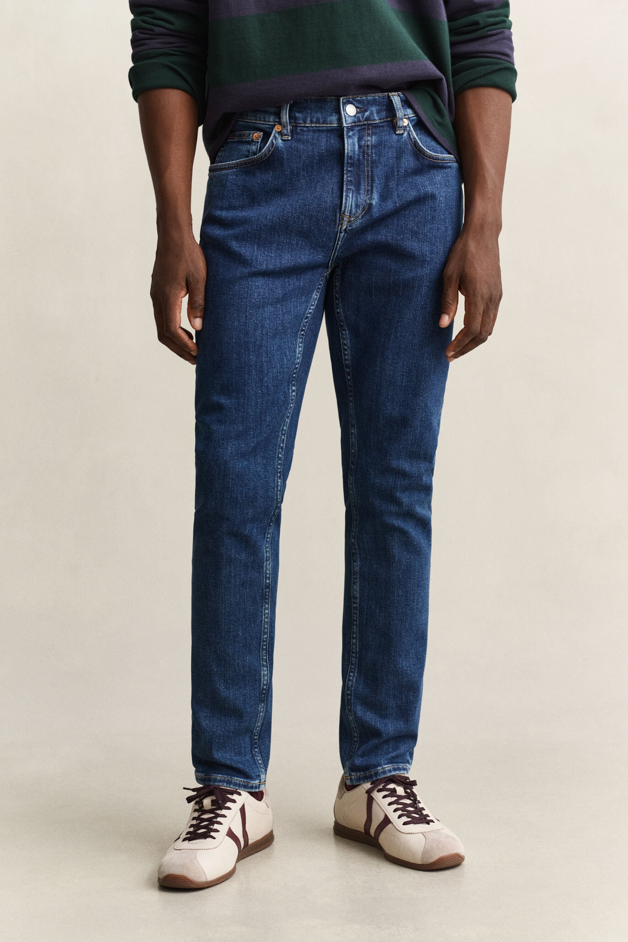 Slim Clean Wash Jeans