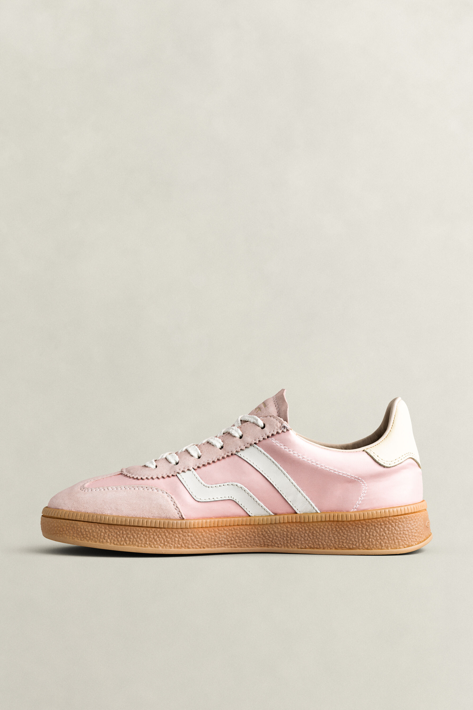 Cuzima Sneakers — APRICOT PINK