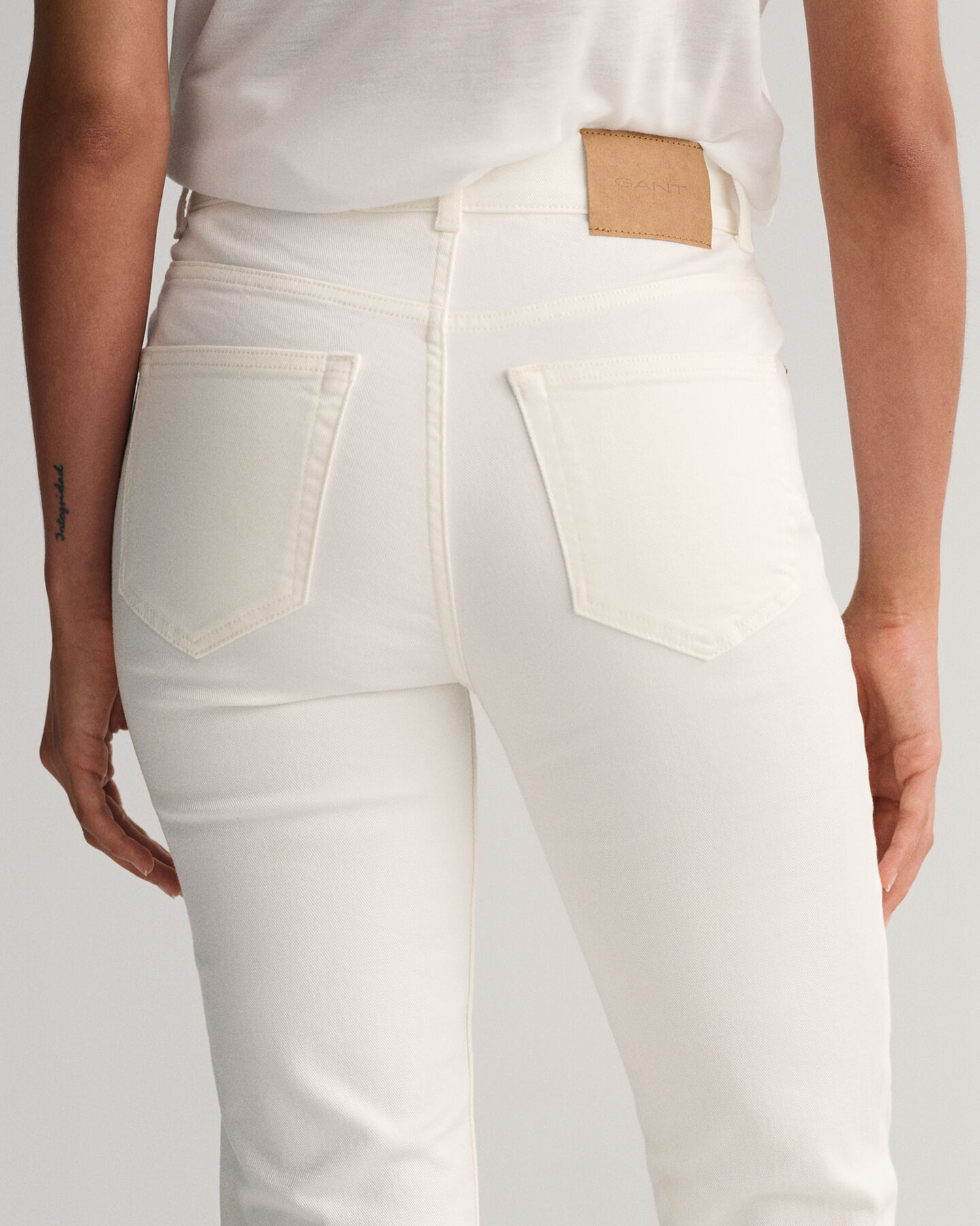 White Cropped Slim Fit Jeans