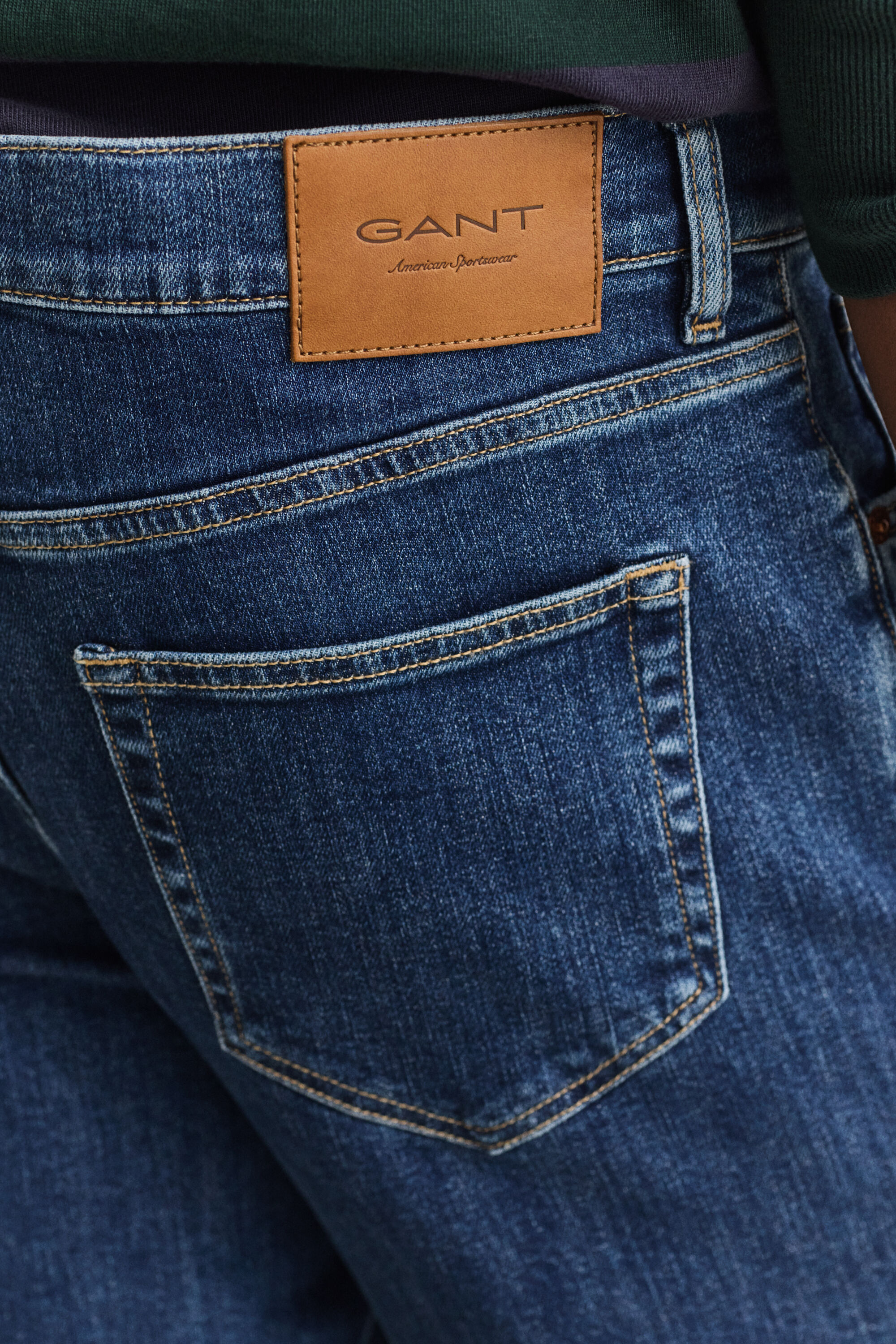 Slim Clean Wash Jeans