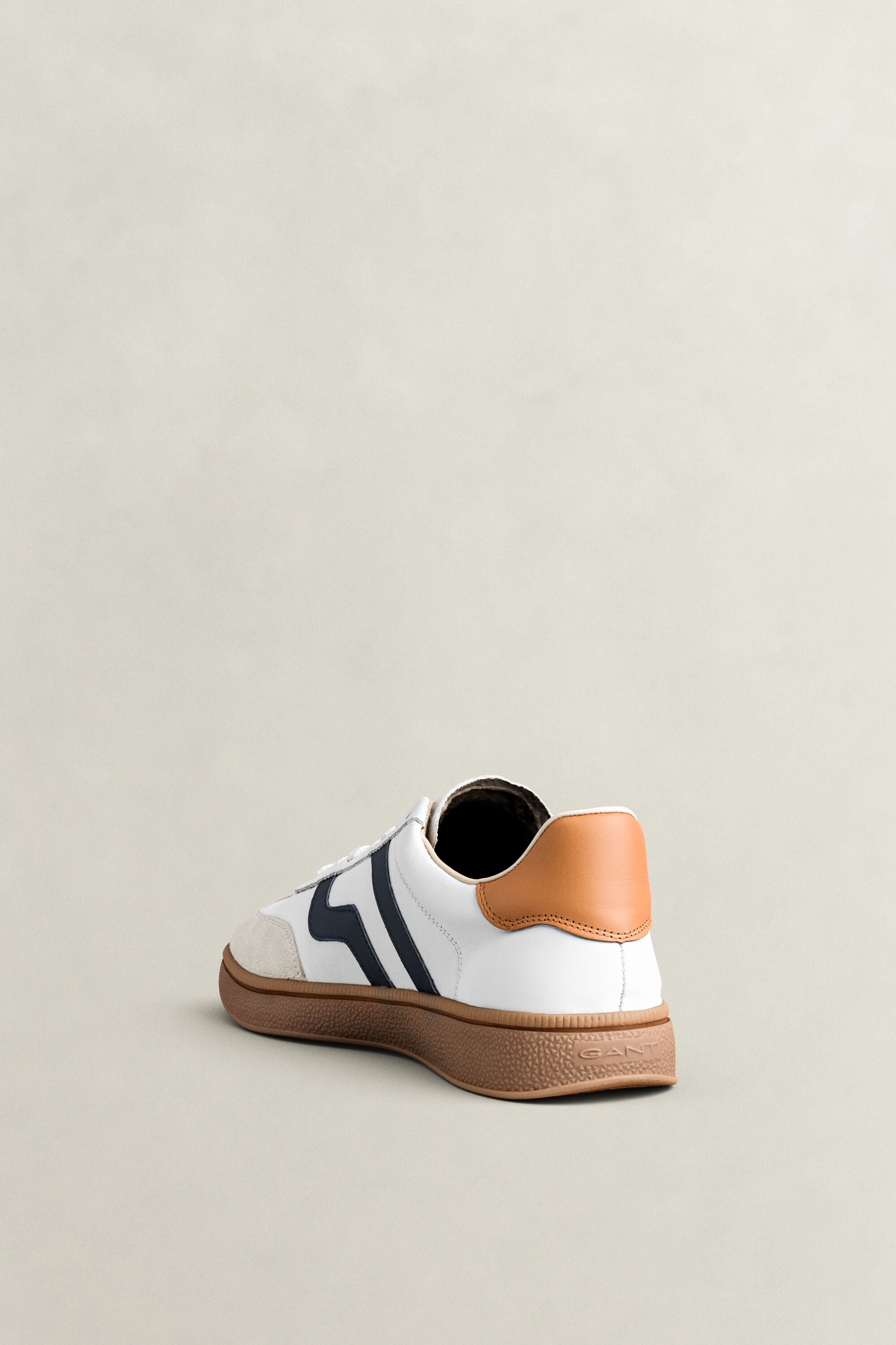Cuzmo Leather Sneakers — RICH NAVY