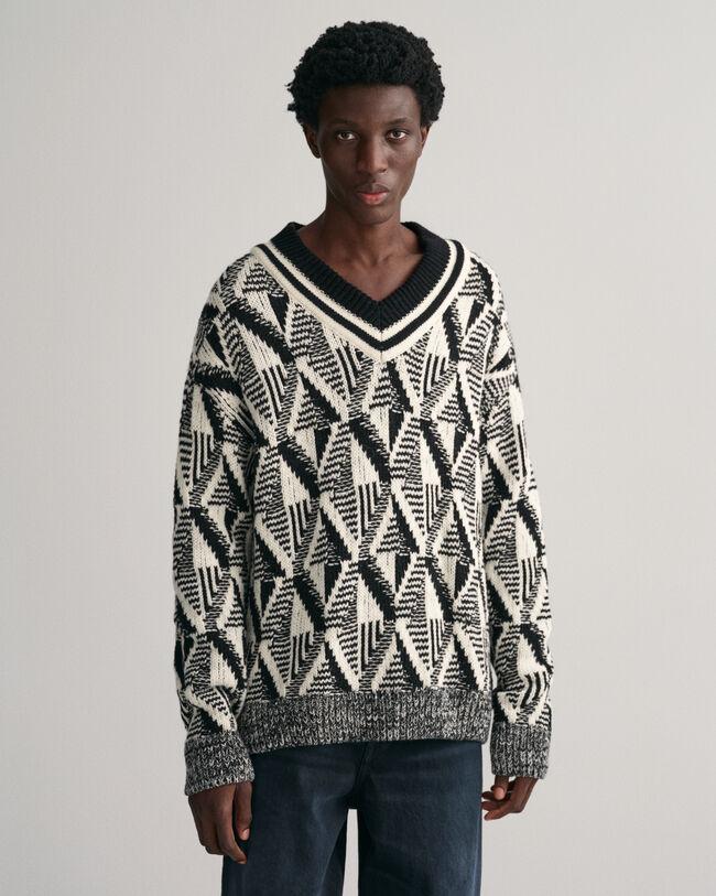 Geometric Patterned V-Neck Sweater