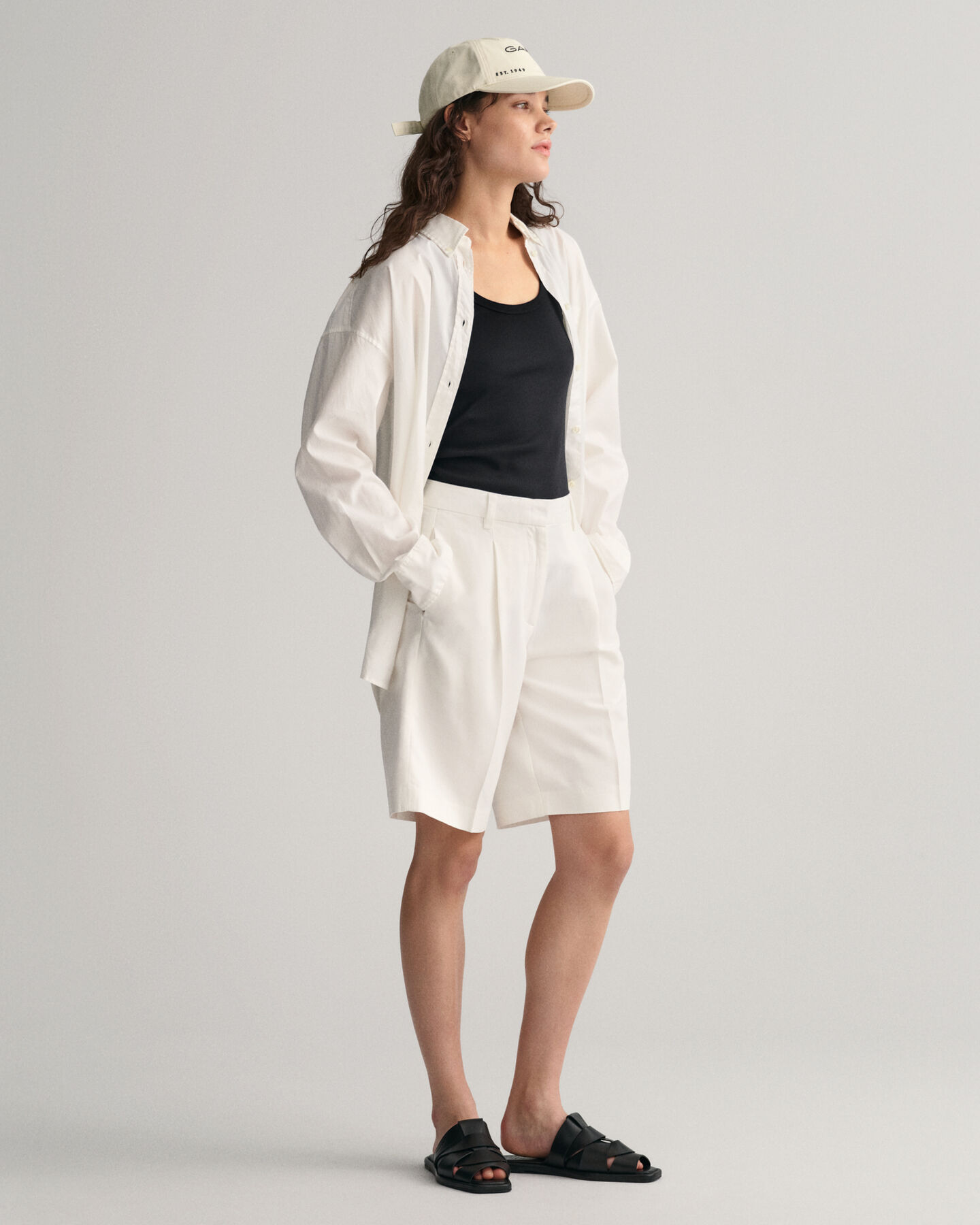 Relaxed Fit Pleated Shorts