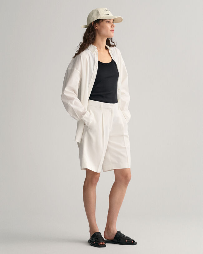 Relaxed Fit Pleated Shorts