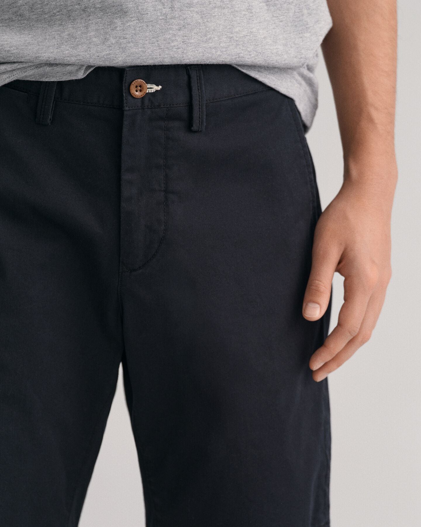 Hallden Slim Fit Twill Shorts