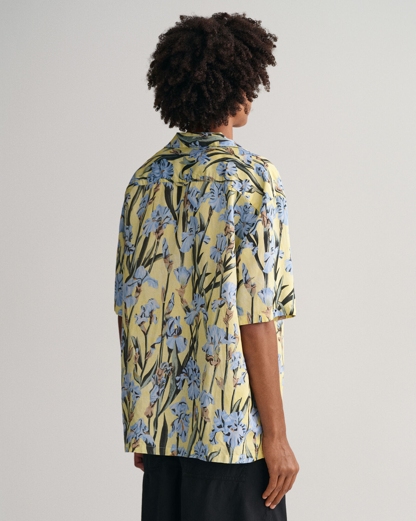 Relaxed Fit Iris Print Linen Lyocell Short Sleeve Shirt