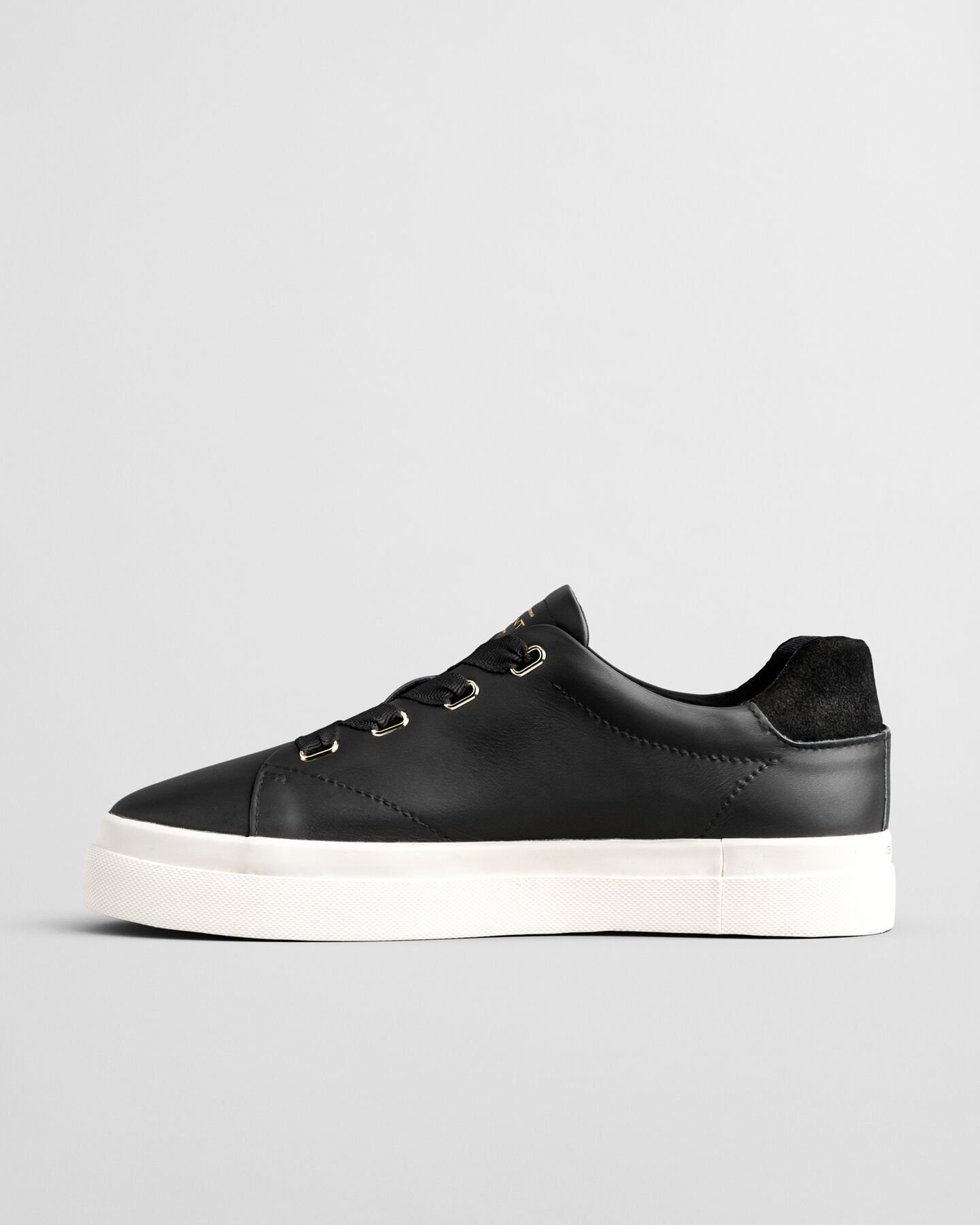 Avona Leather Sneakers
