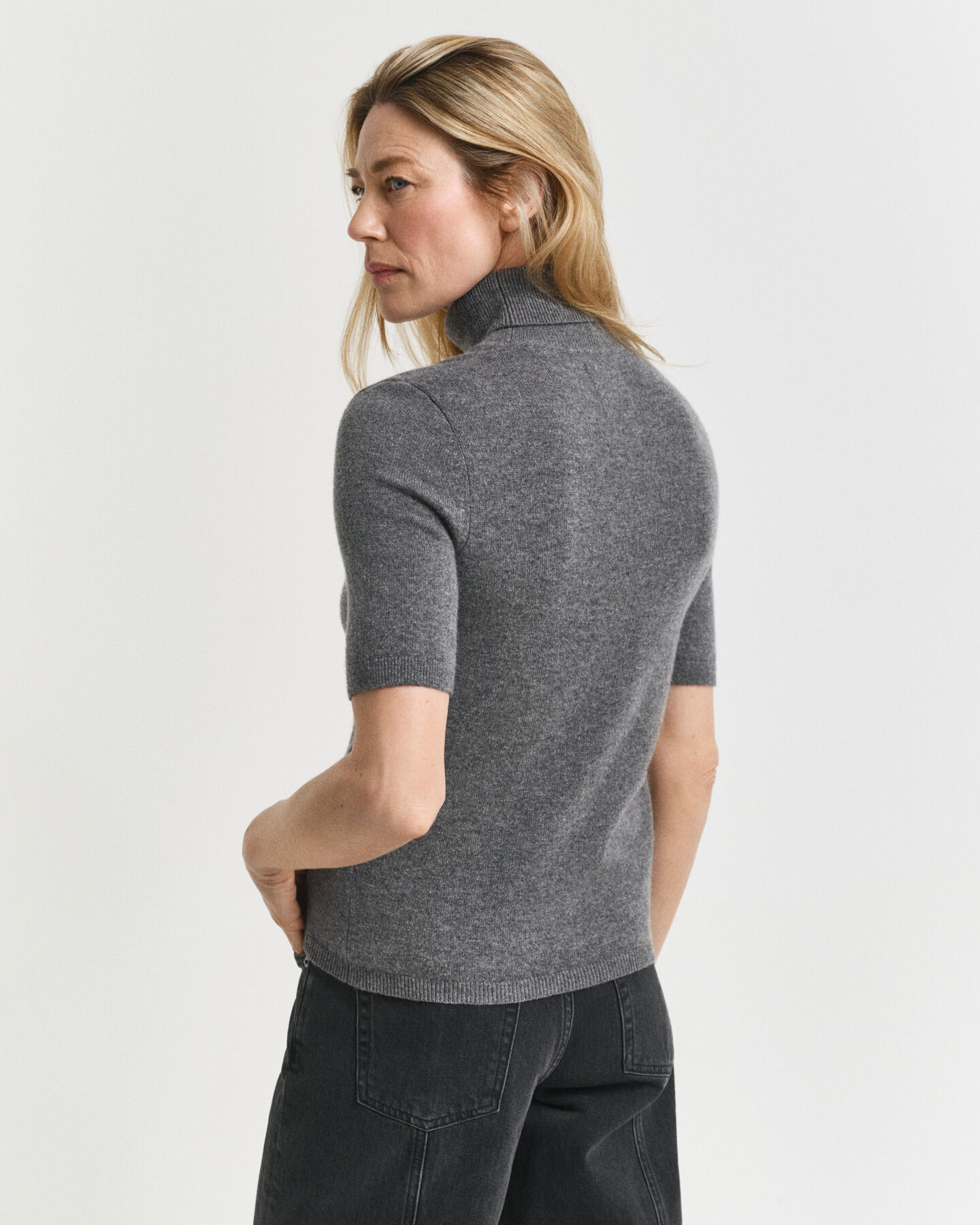 Short Sleeved Cashmere Turtleneck Sweater