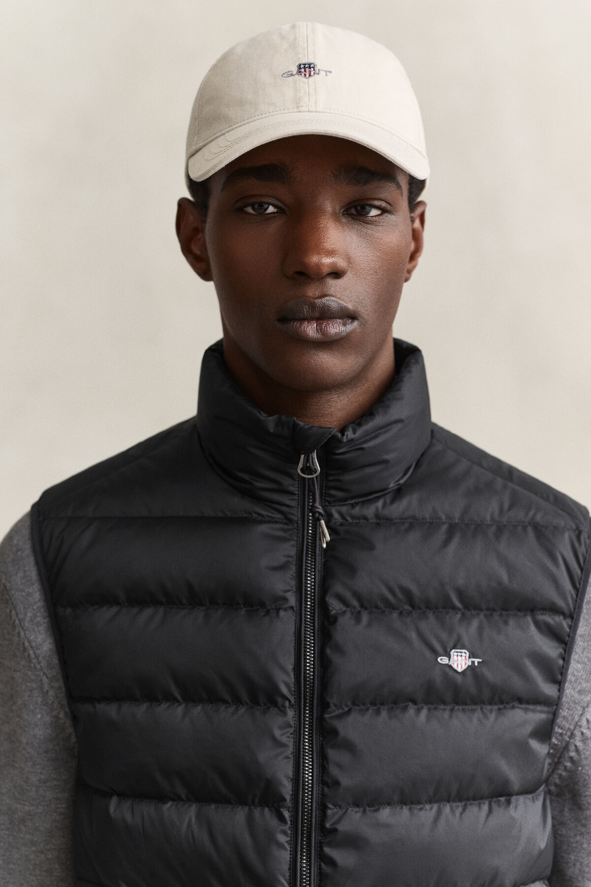 Light Down Vest — BLACK
