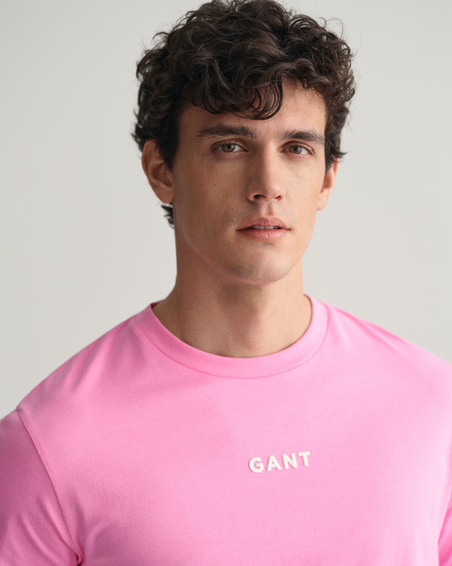 Contrast Small GANT Logo T-Shirt
