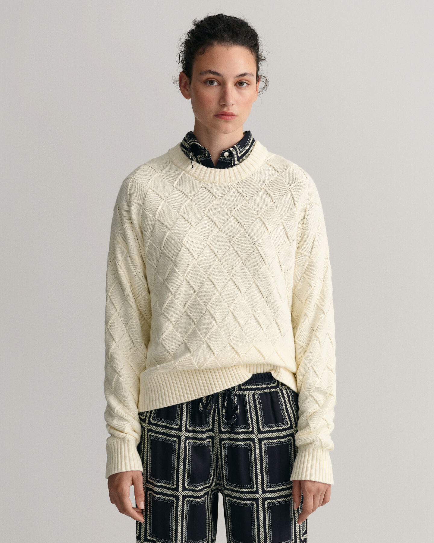 Weave Knit Crew Neck Sweater