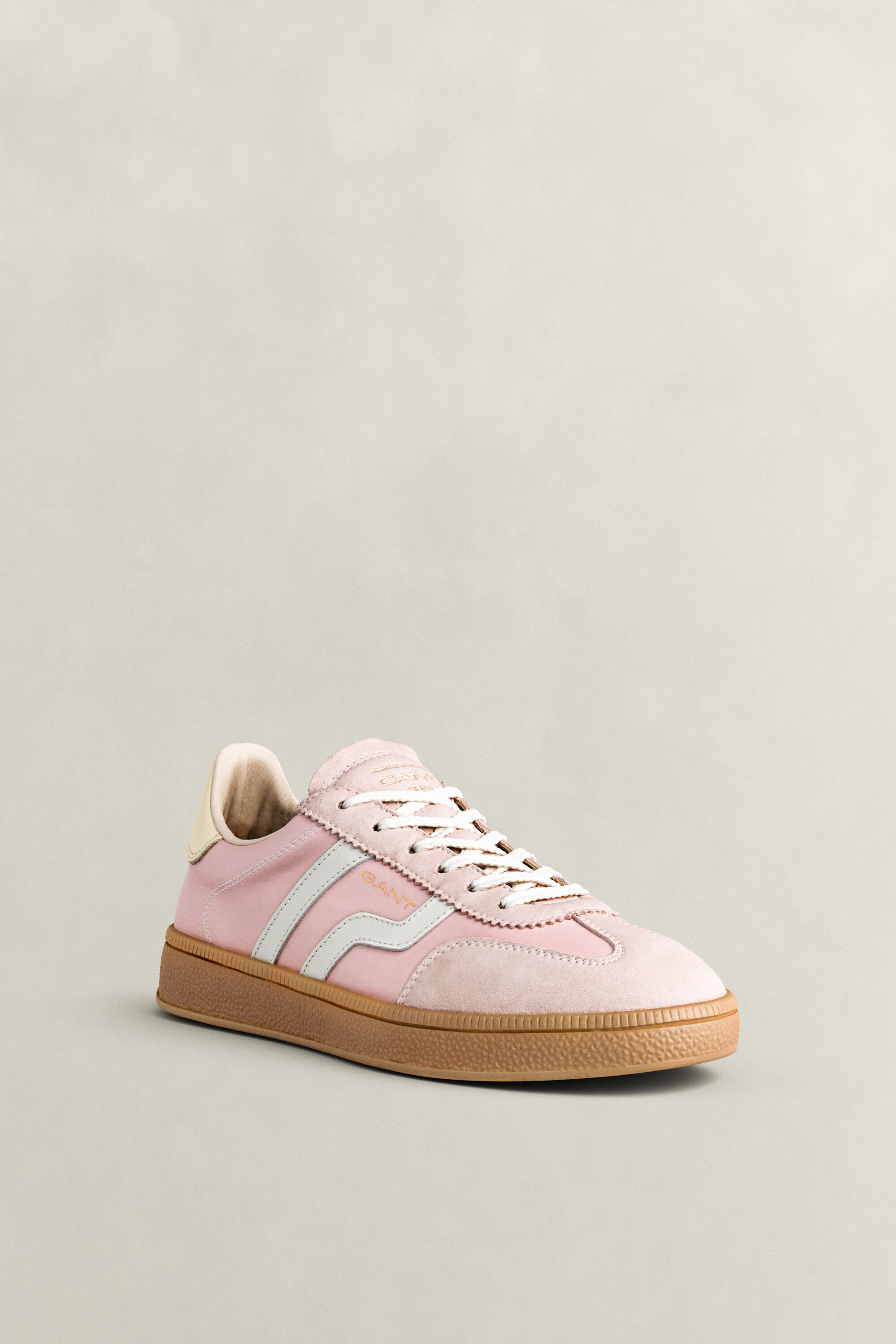 Cuzima Sneakers — APRICOT PINK