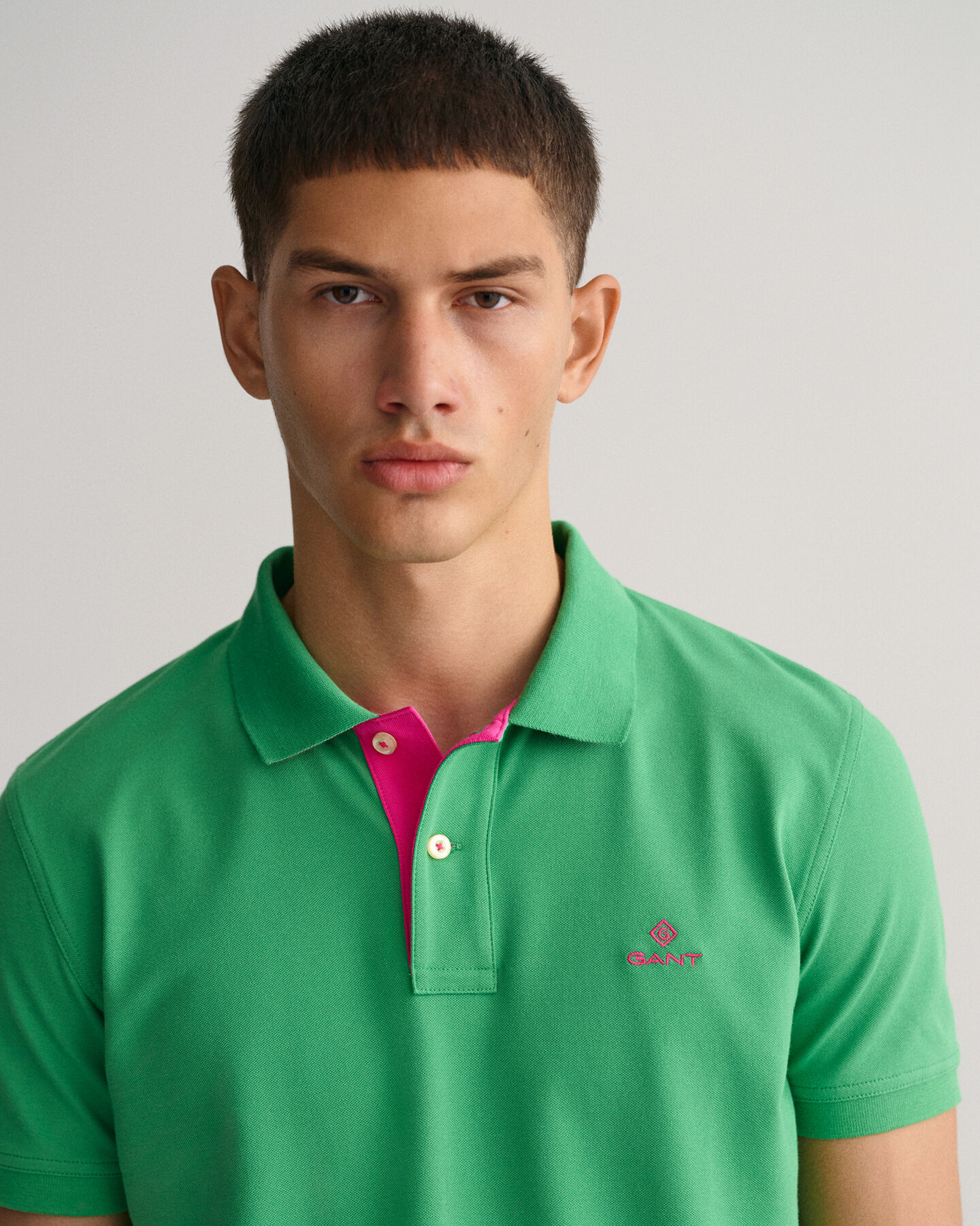 Contrast Collar Piqu&eacute; Polo Shirt