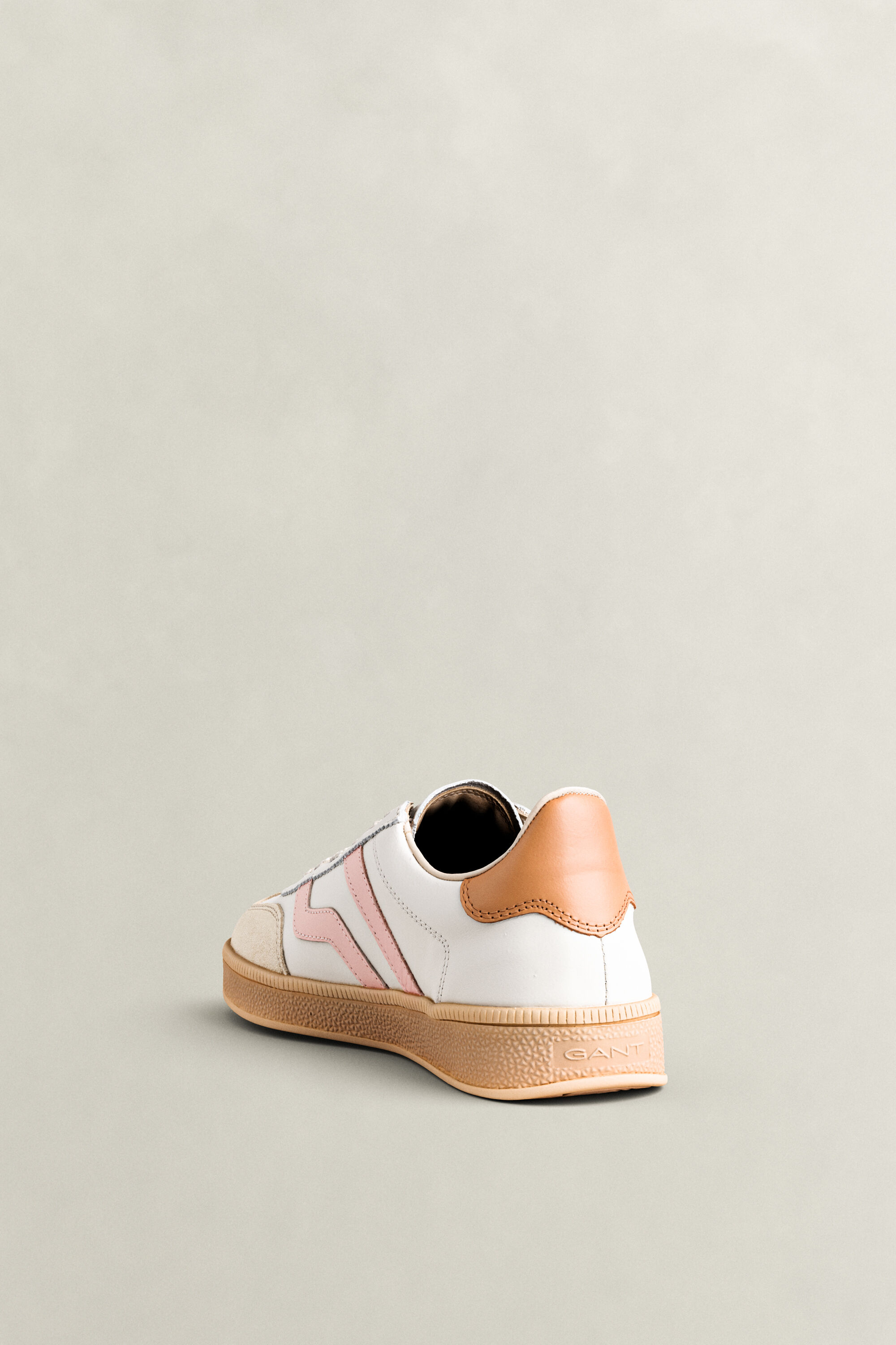 Cuzima Leather Sneakers — APRICOT PINK