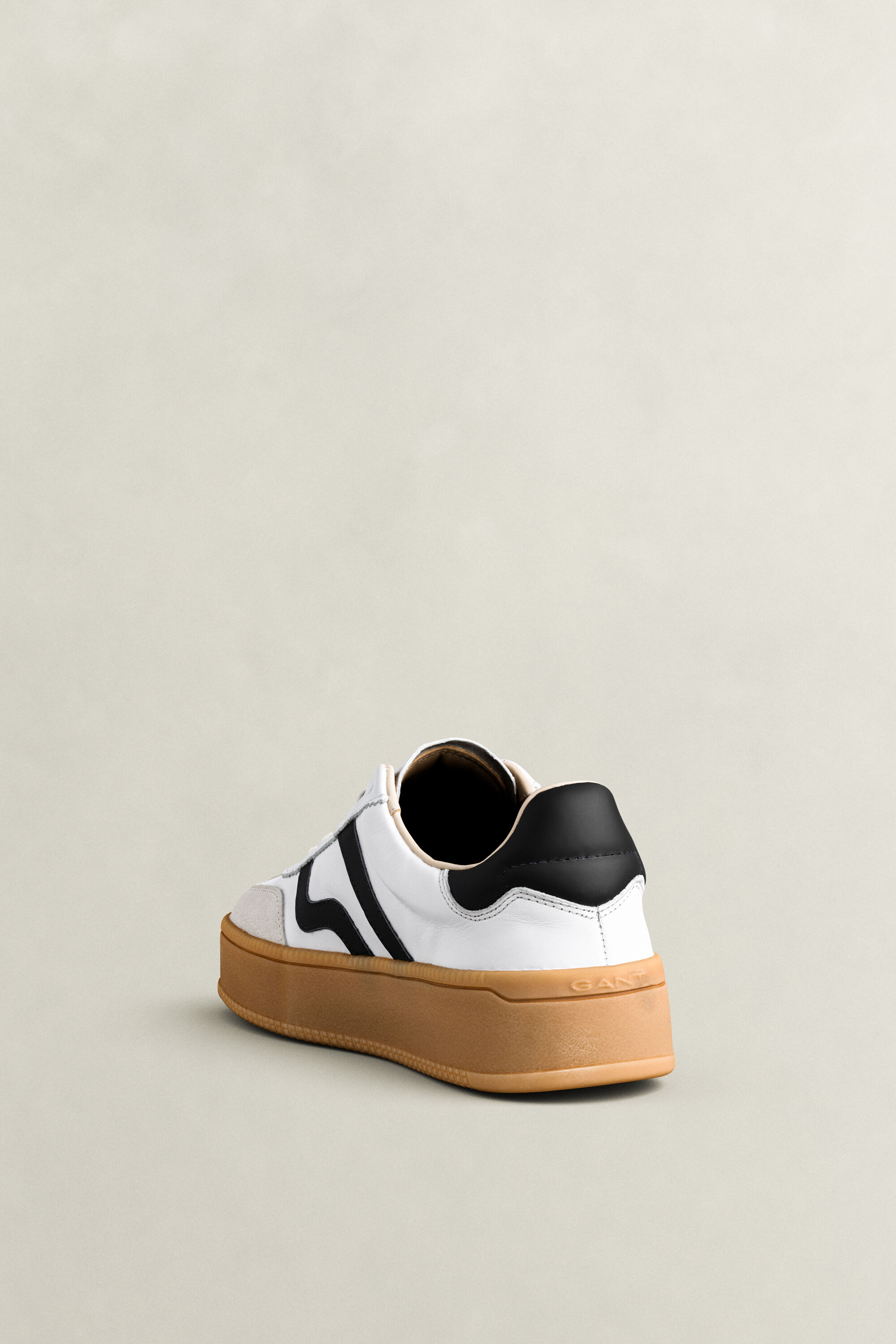 Cuzmani Leather Sneakers