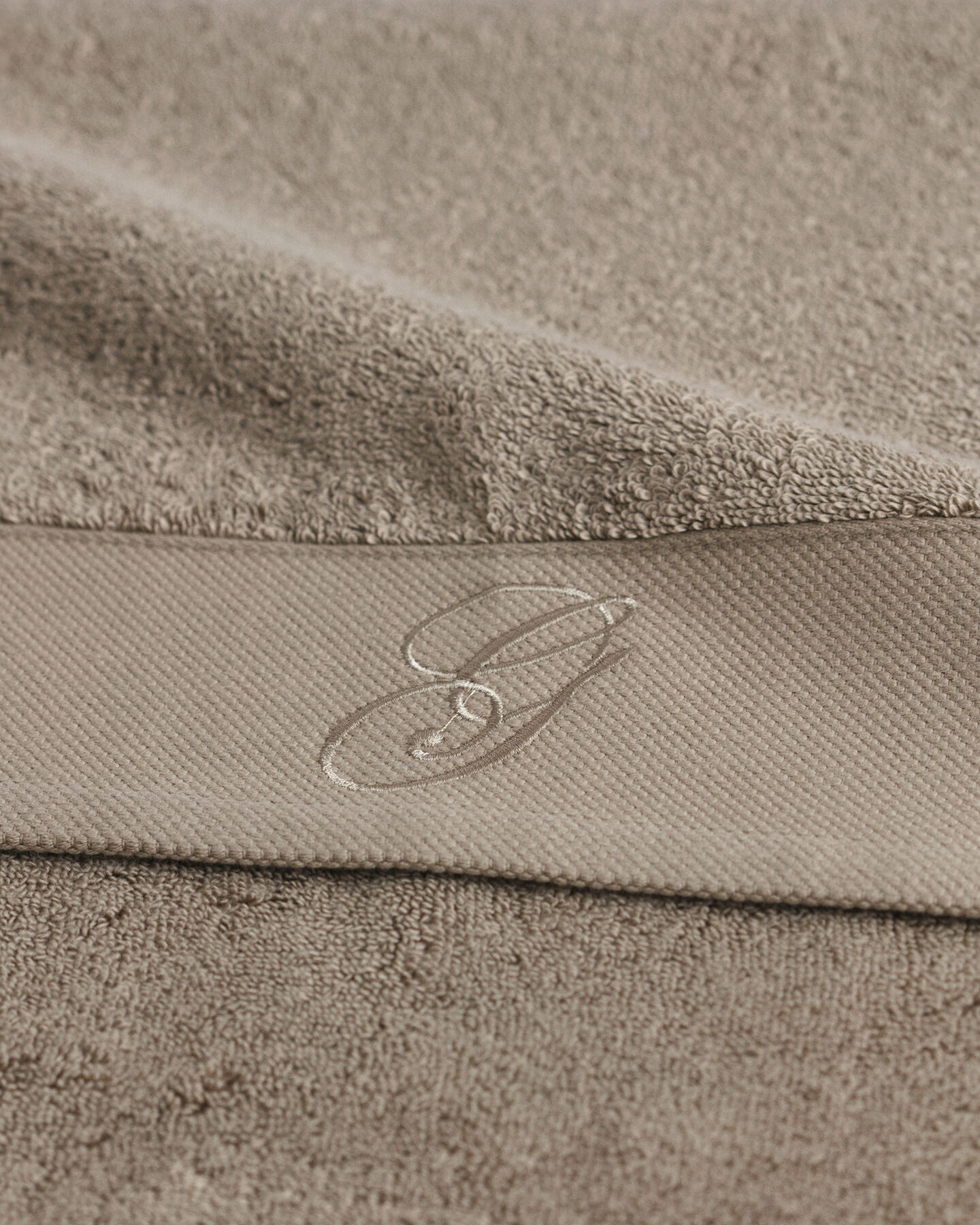 Embroidered Towel 50X70