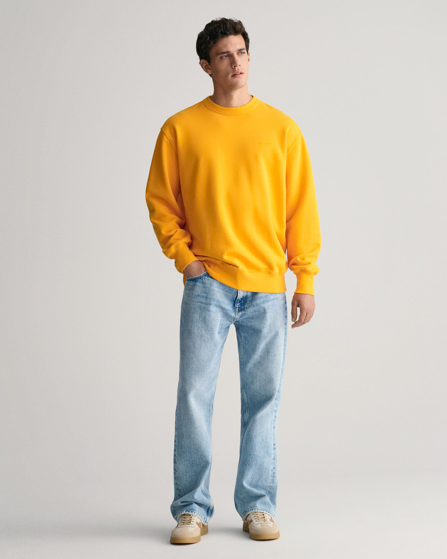 GANT Logo Crew Neck Sweatshirt