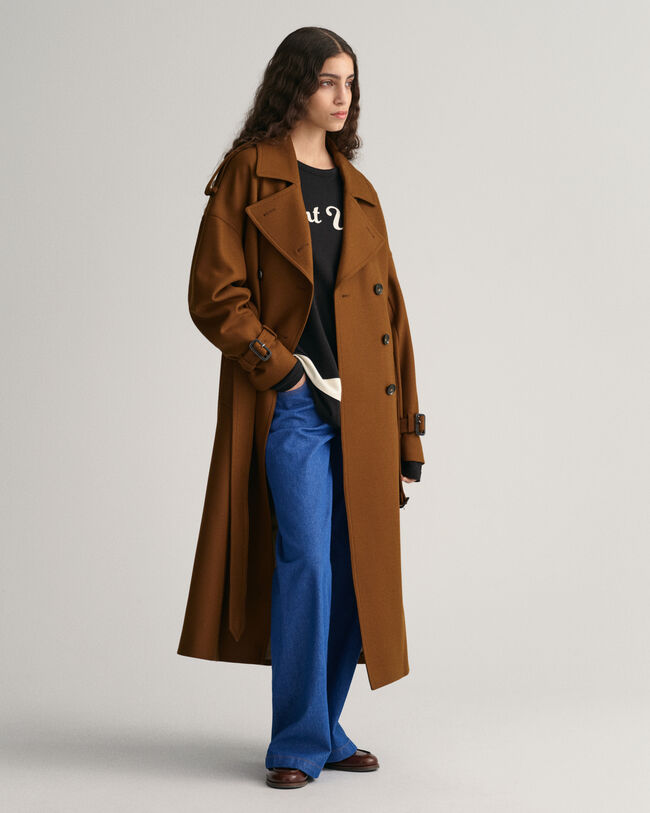 Script Graphic Long Sleeve T-Shirt