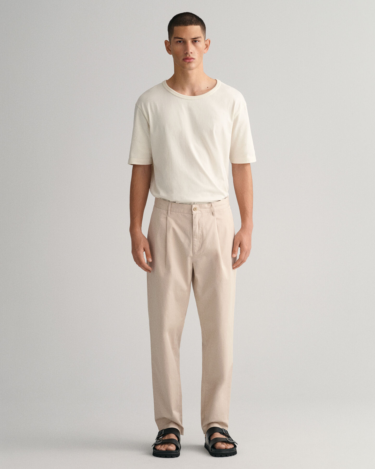 Slim Fit Fit Pleated Twill Chinos