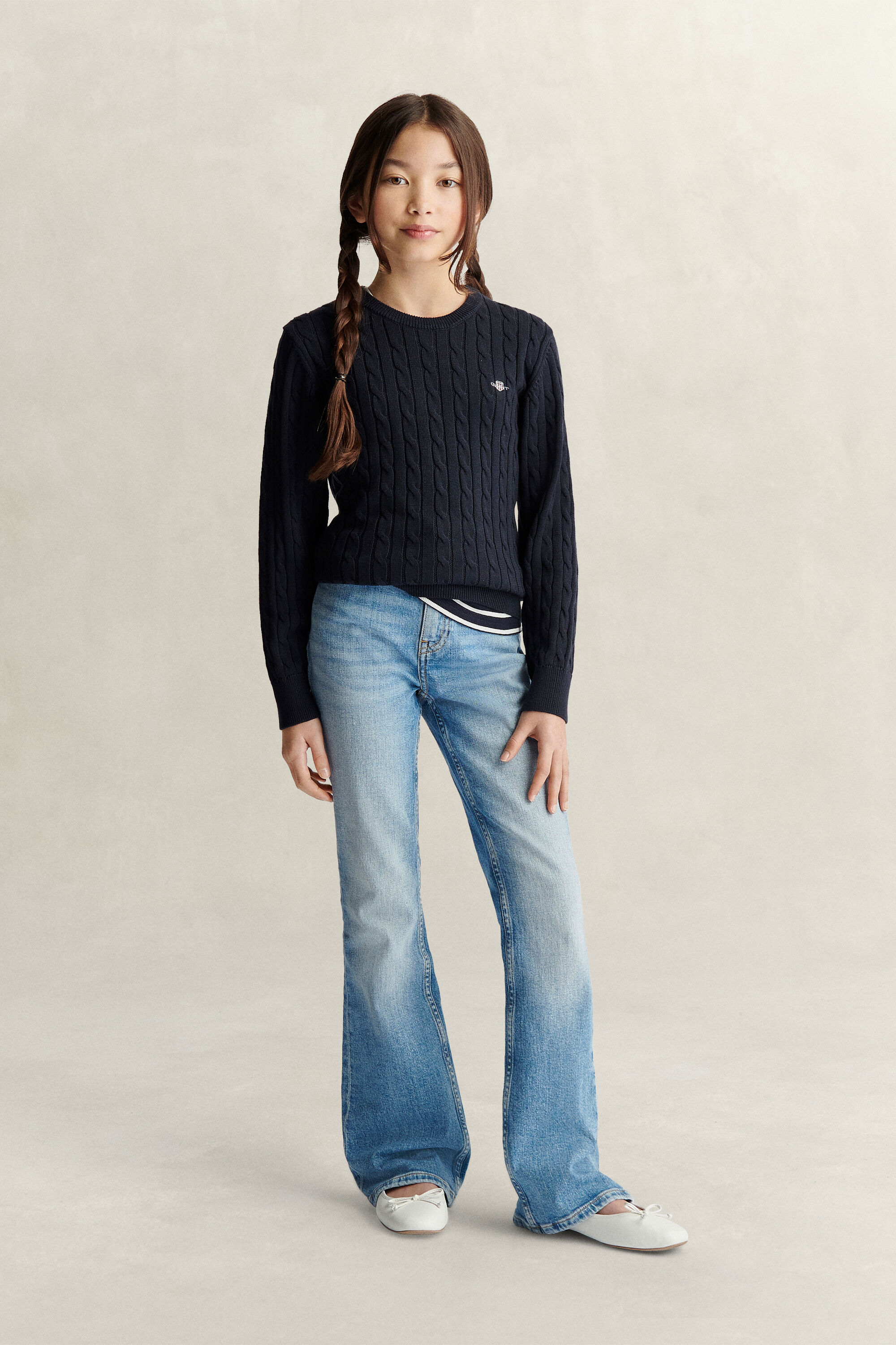 Teen Girls Shield Cable Knit Sweater