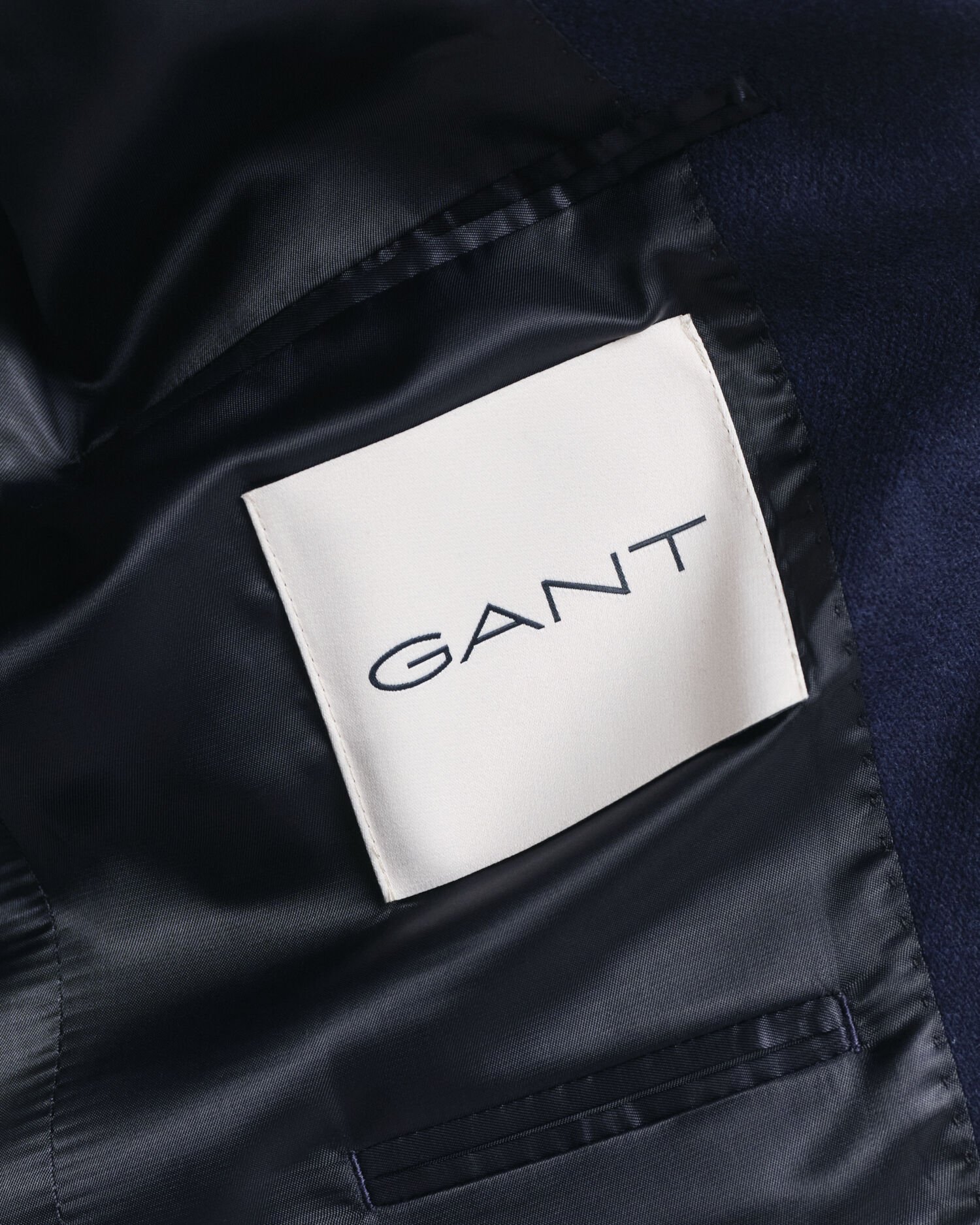 Slim Fit Wool Flannel Club Blazer