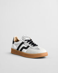 Cuzima Metallic Leather Sneakers