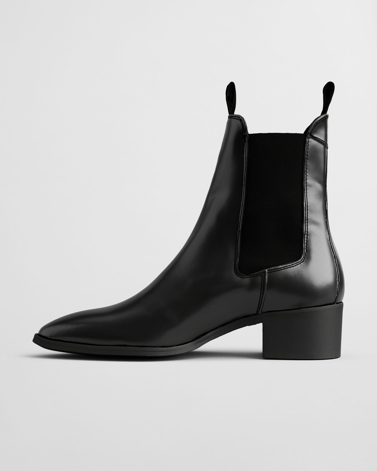 St Broomly Leather Chelsea Boots
