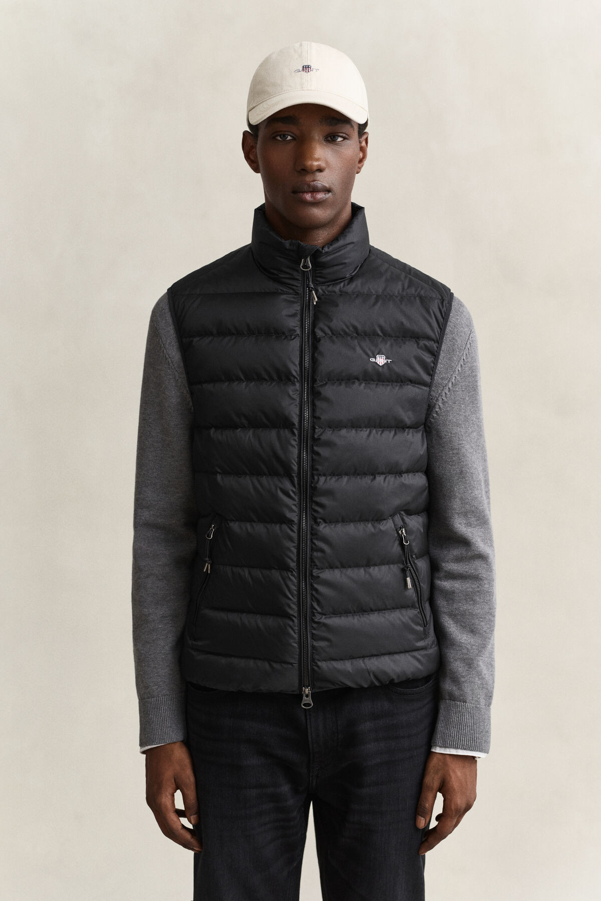 Light Down Vest — BLACK