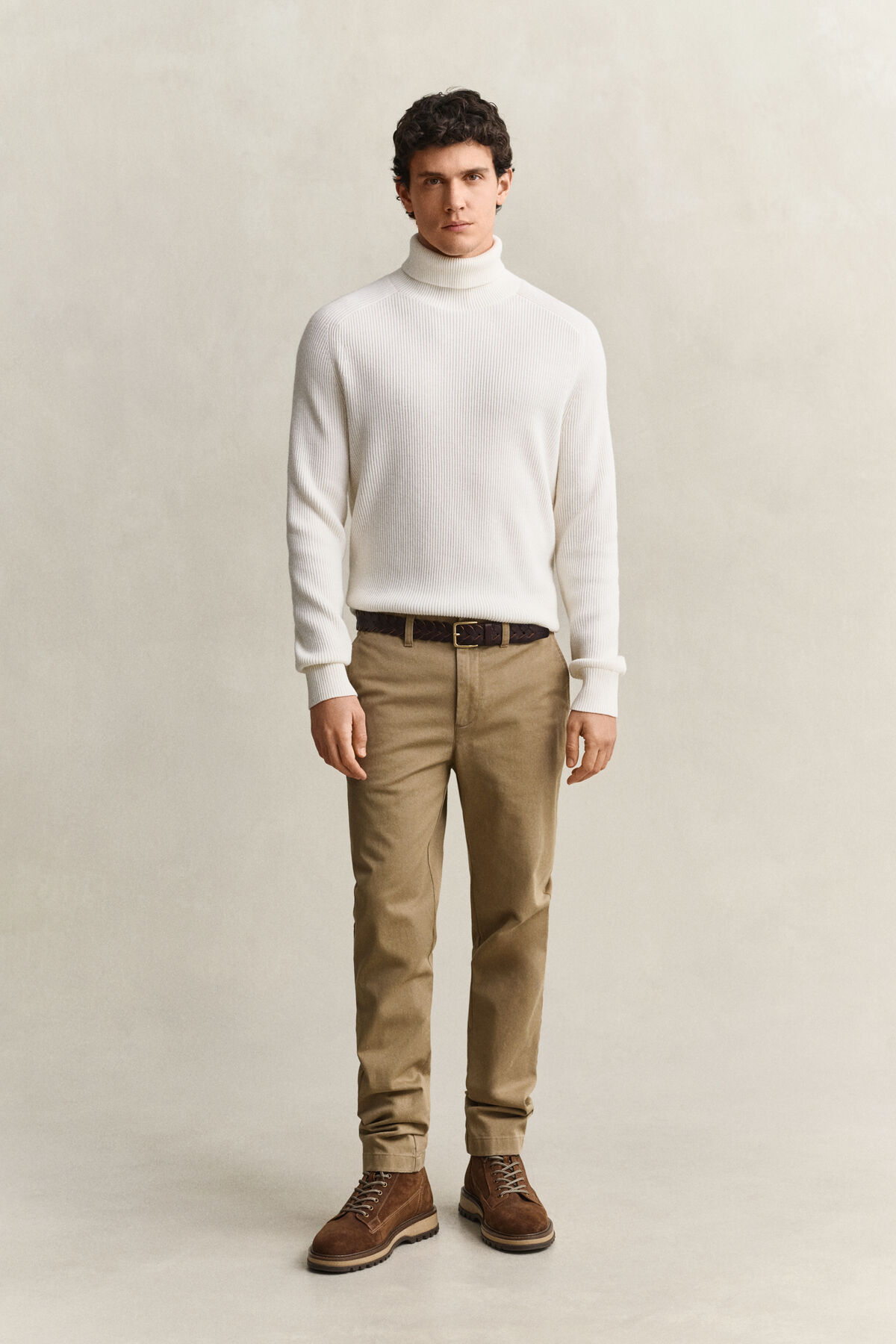 Slim Fit Comfort Chinos — LIGHT TAUPE