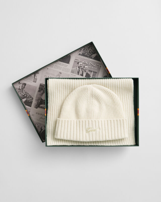 Script Beanie & Scarf Gift Set