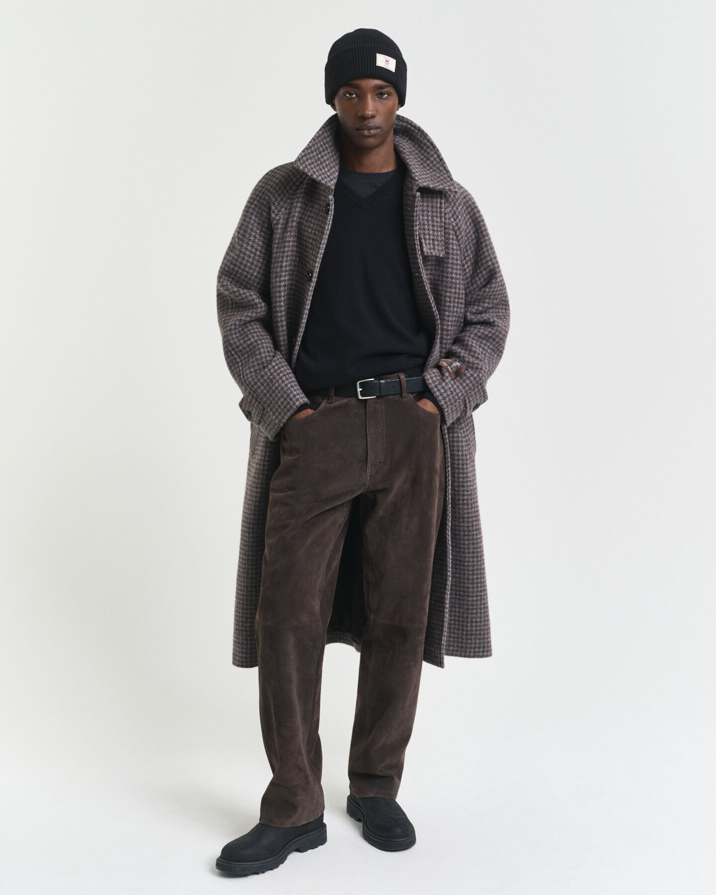 Superfine Lambswool V-Neck Sweater