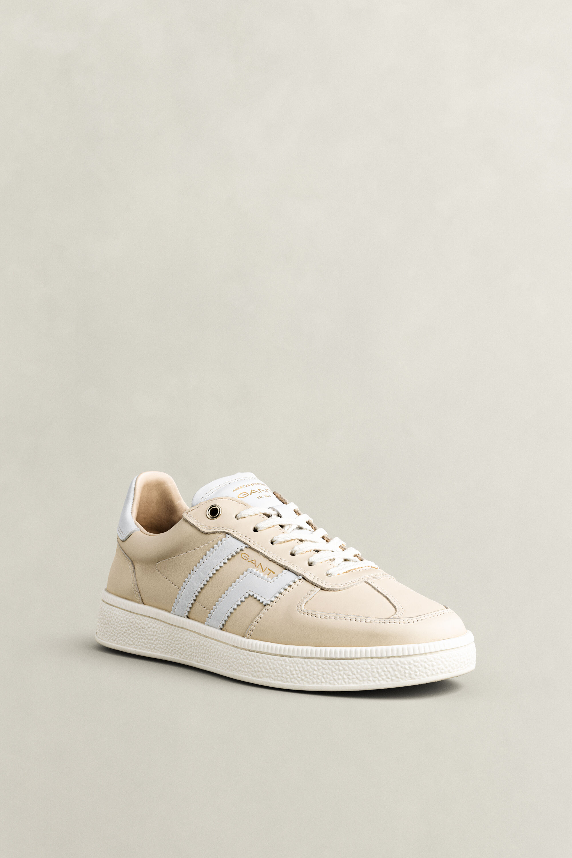 Cuzima Leather Sneakers — CREAM