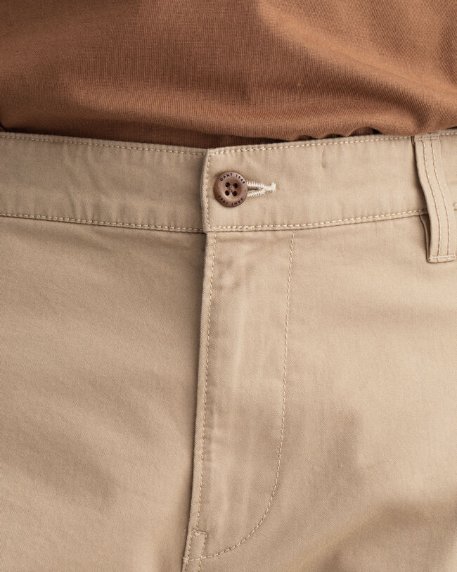 Relaxed Fit Twill Cargo Shorts