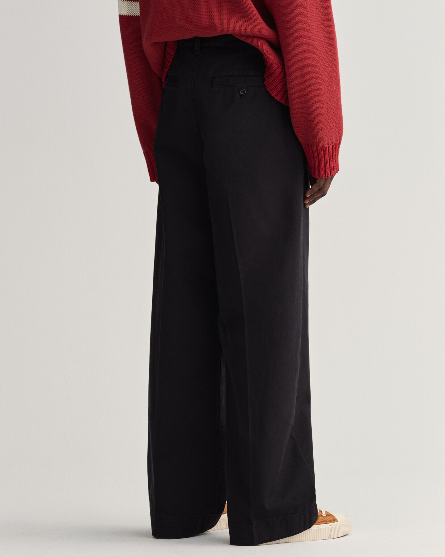 Pleated Volume Chinos