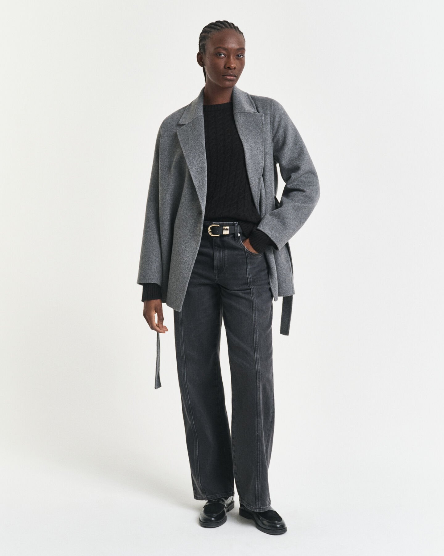 Cashmere Cable Knit Crew Neck Sweater