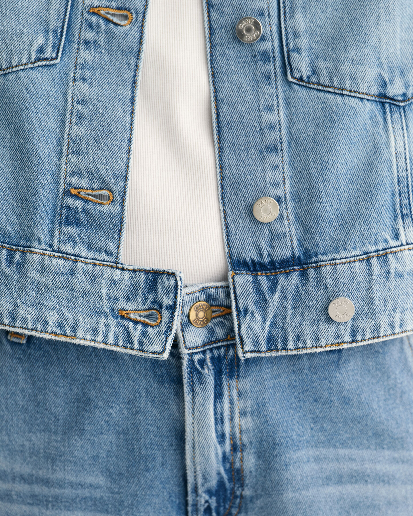 Cropped Denim Jacket