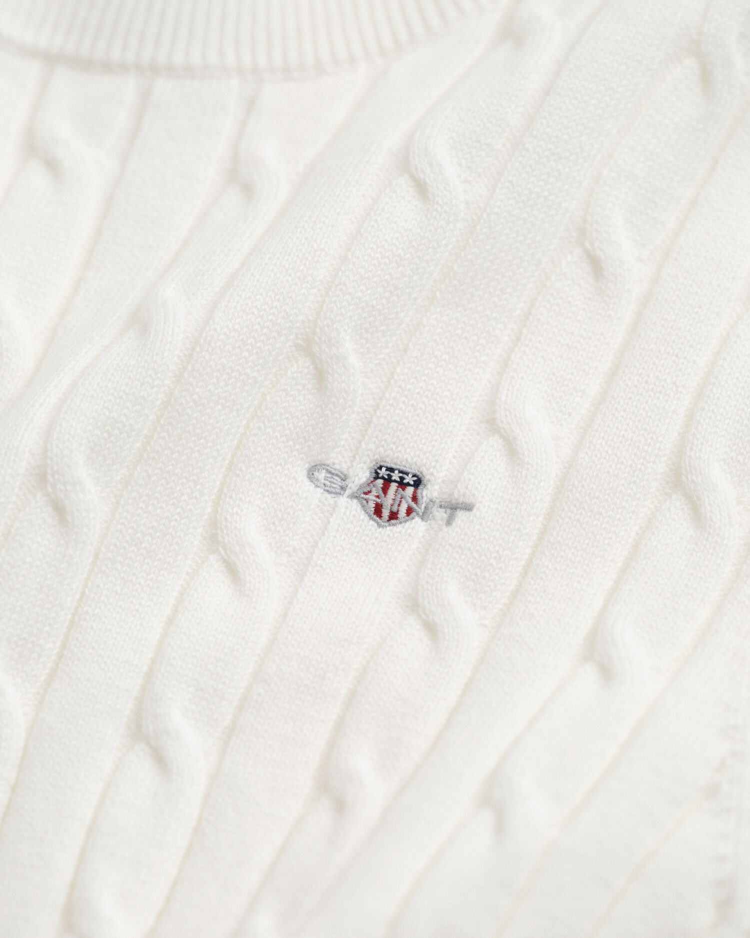 Cable Knit Short Sleeve Sweater