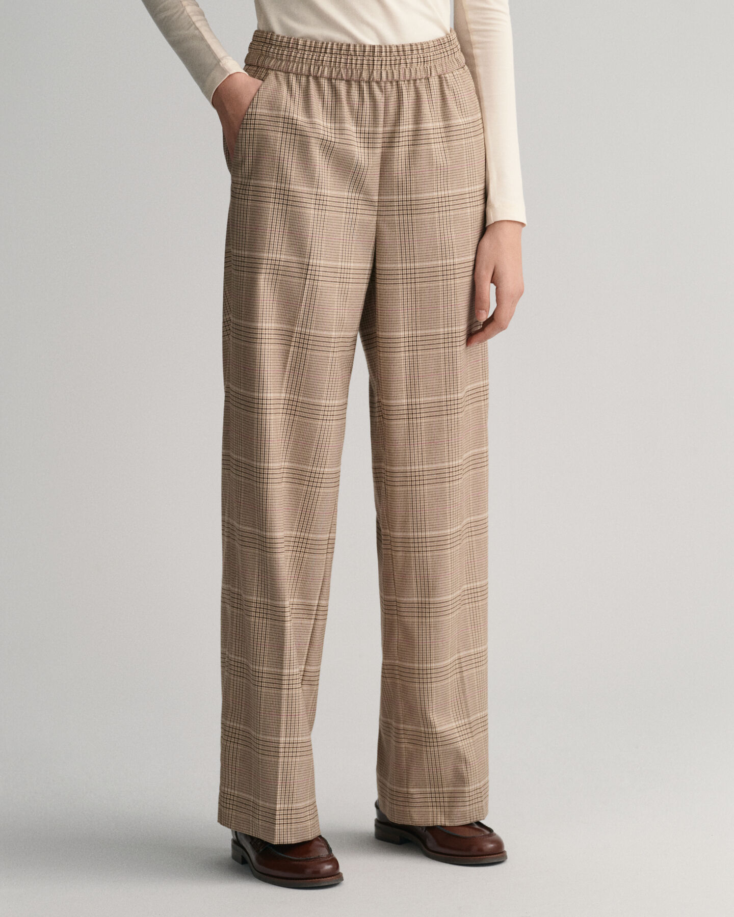 Relaxed Fit Checked Pull-On Pants