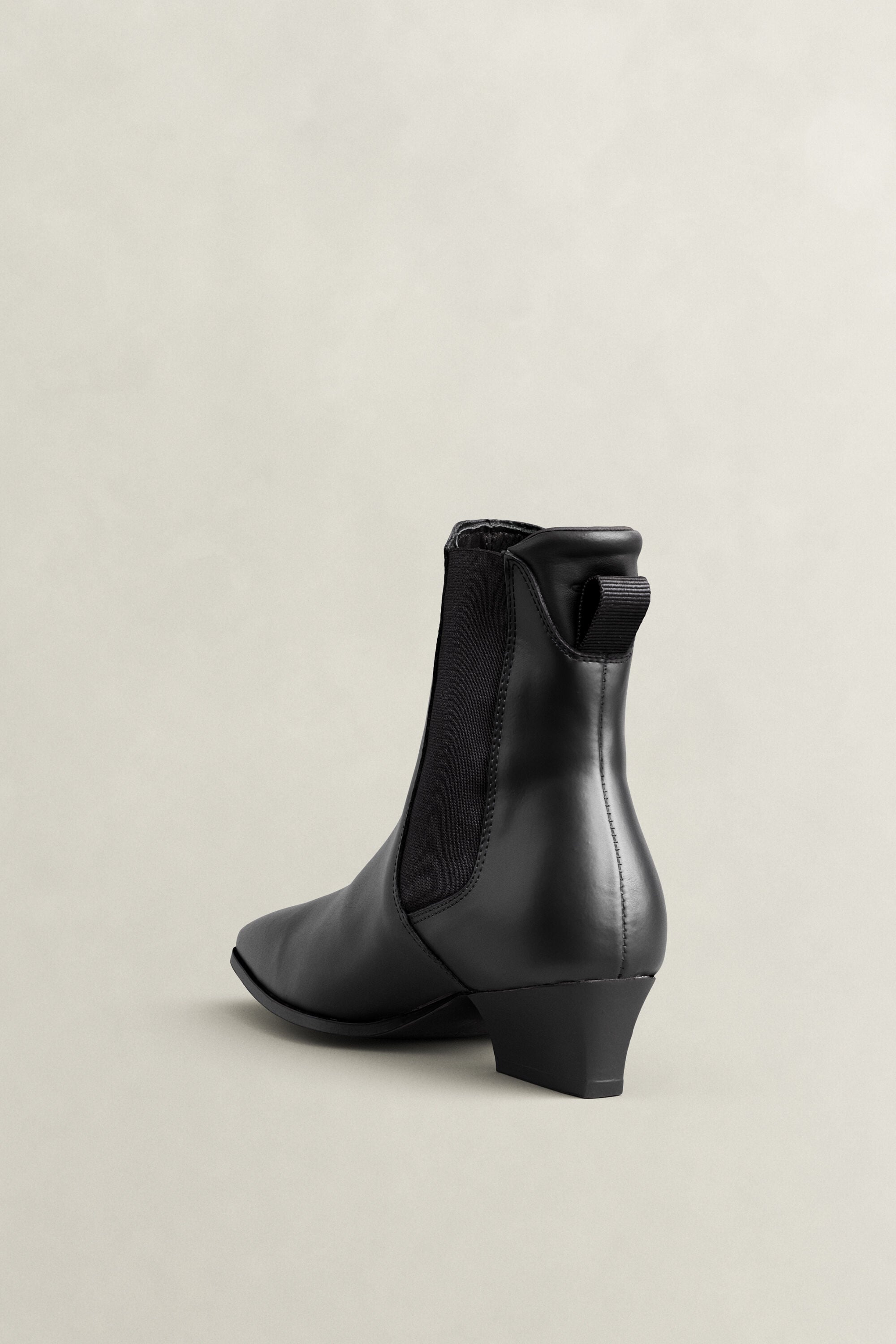 Bassotte Leather Chelsea Boots