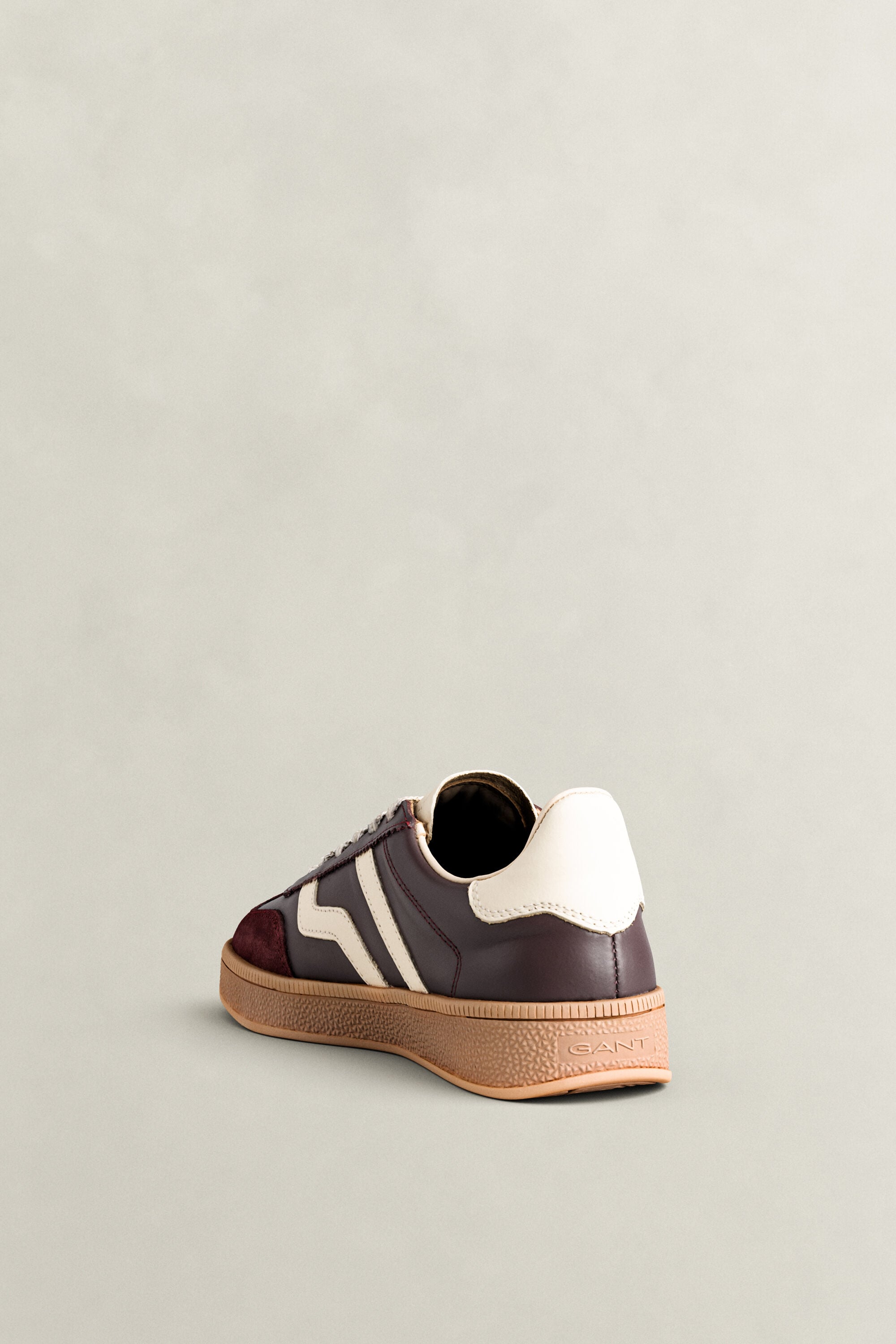 Cuzima Suede Leather Sneakers