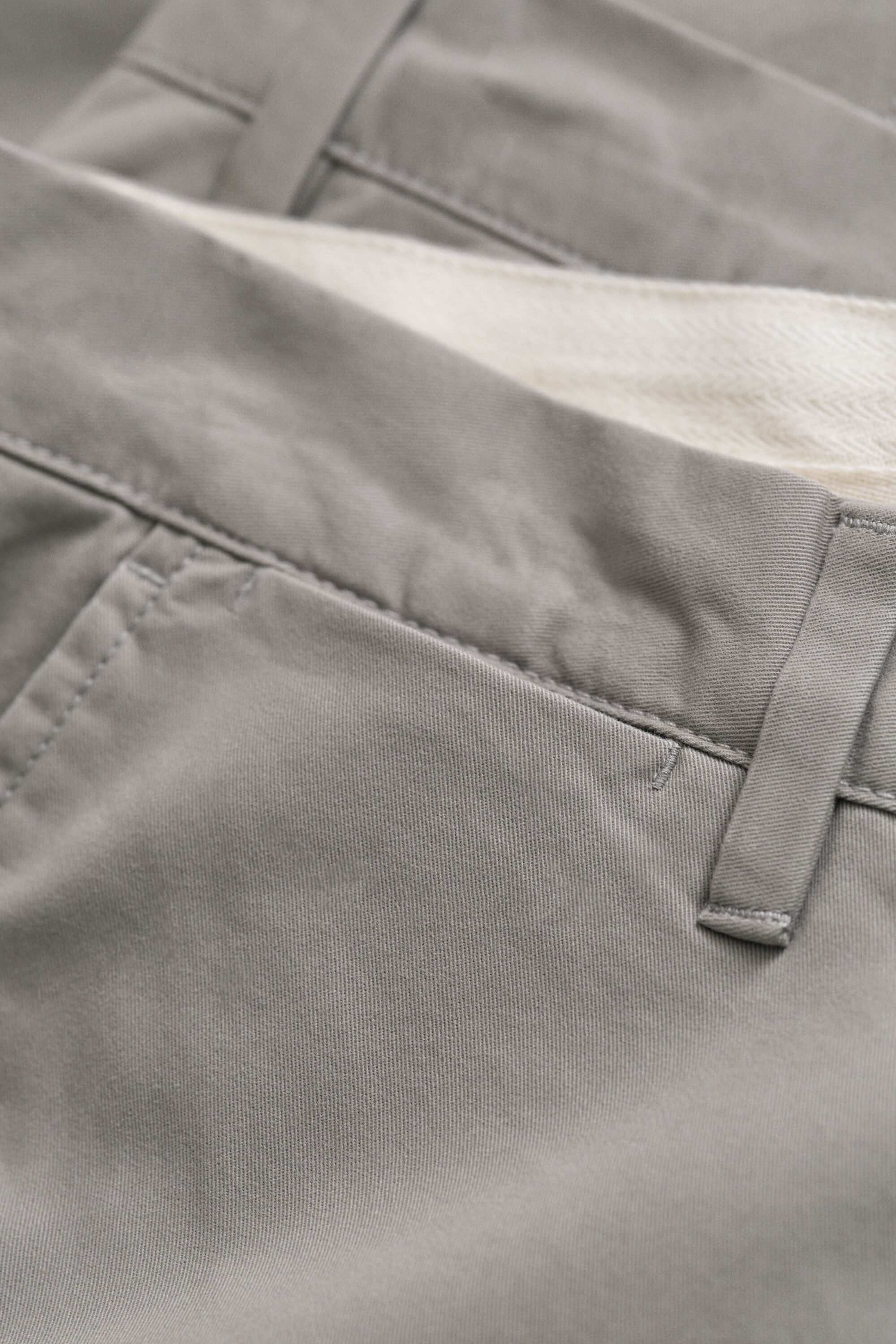 Regular Fit Classic Chinos