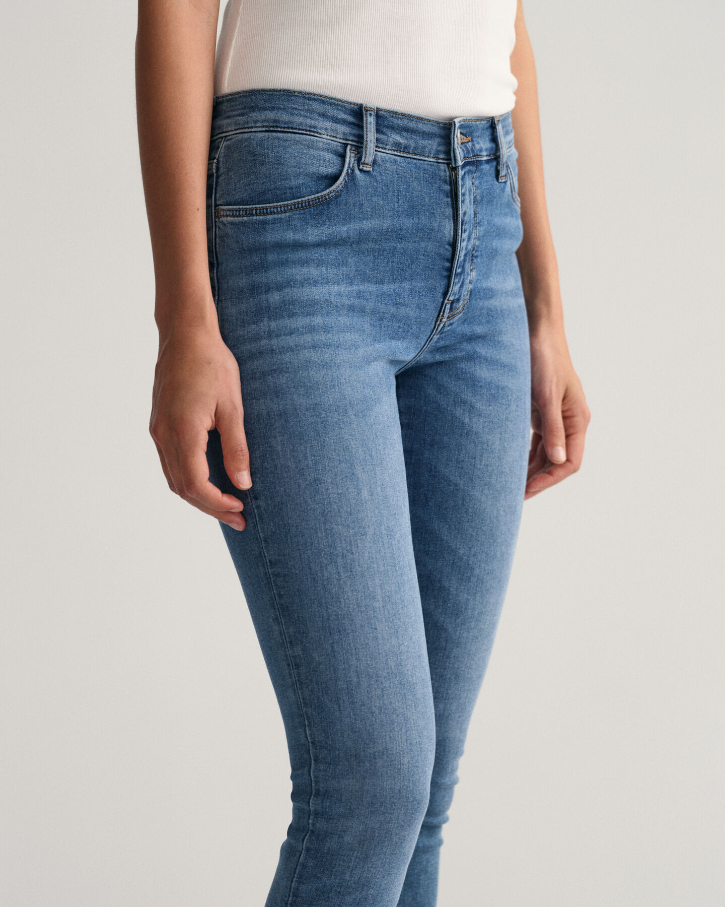 Nella Skinny Indigo Travel Jeans