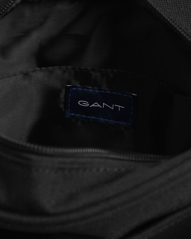 Essential Shoulder Bag