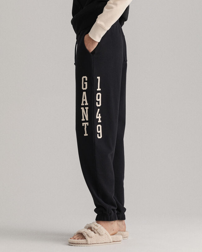 Retro Shield Sweatpants