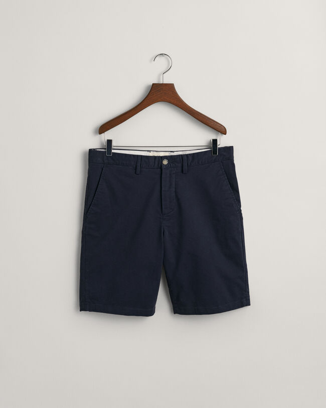 Seasonal Essential Regular Fit Archive Shield Chino Shorts